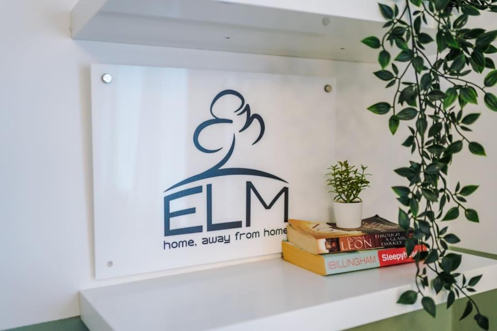 Cozy 1 Bedroom Apartment, Prime Location , Free Parking Manchester Ngoại thất bức ảnh